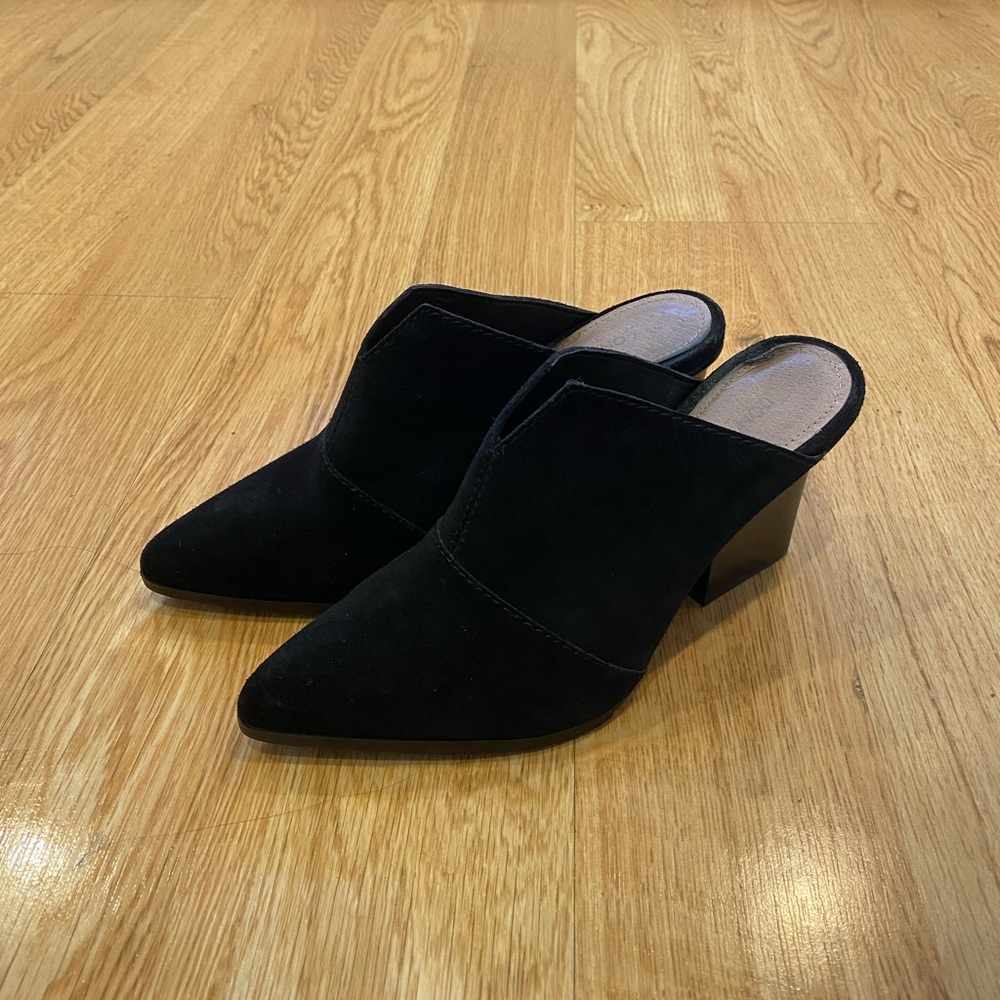 Donald/Pilner Heeled Mules